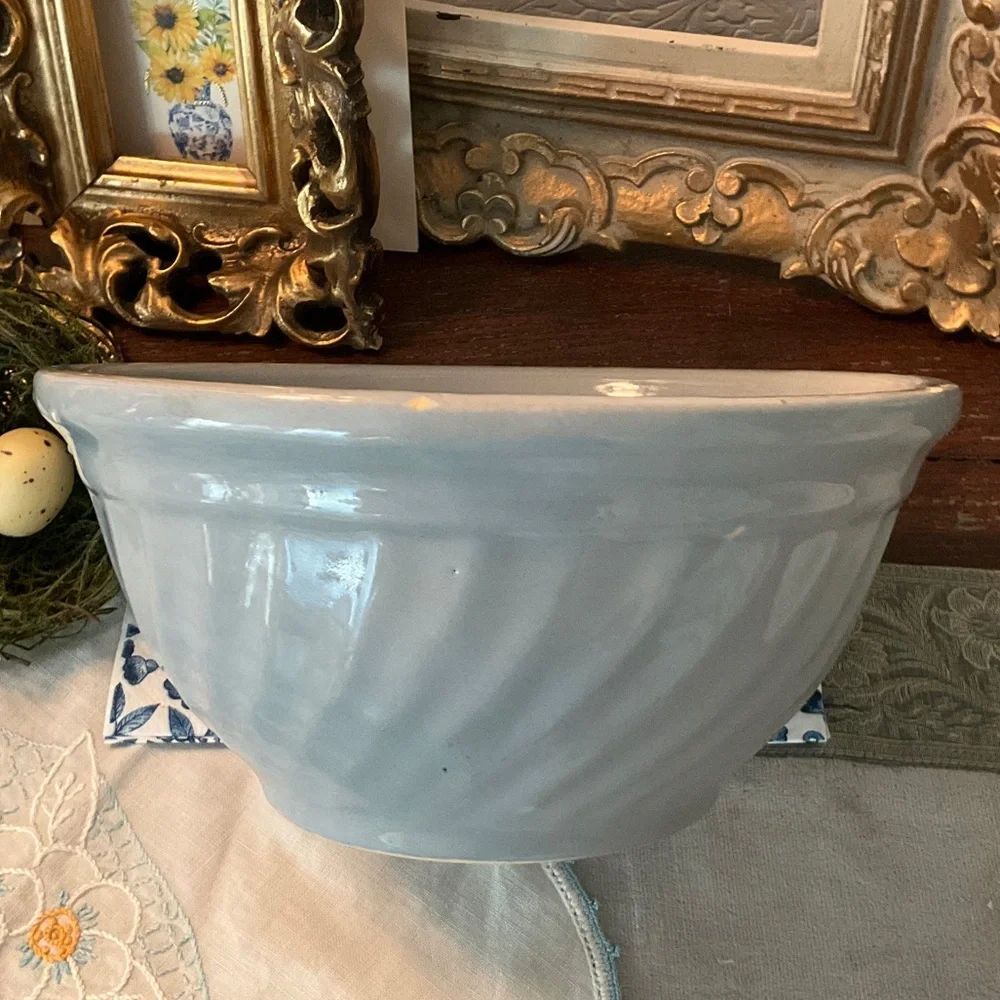 Elegant Stone Blue Ceramic Bowl - Picture 6 of 10